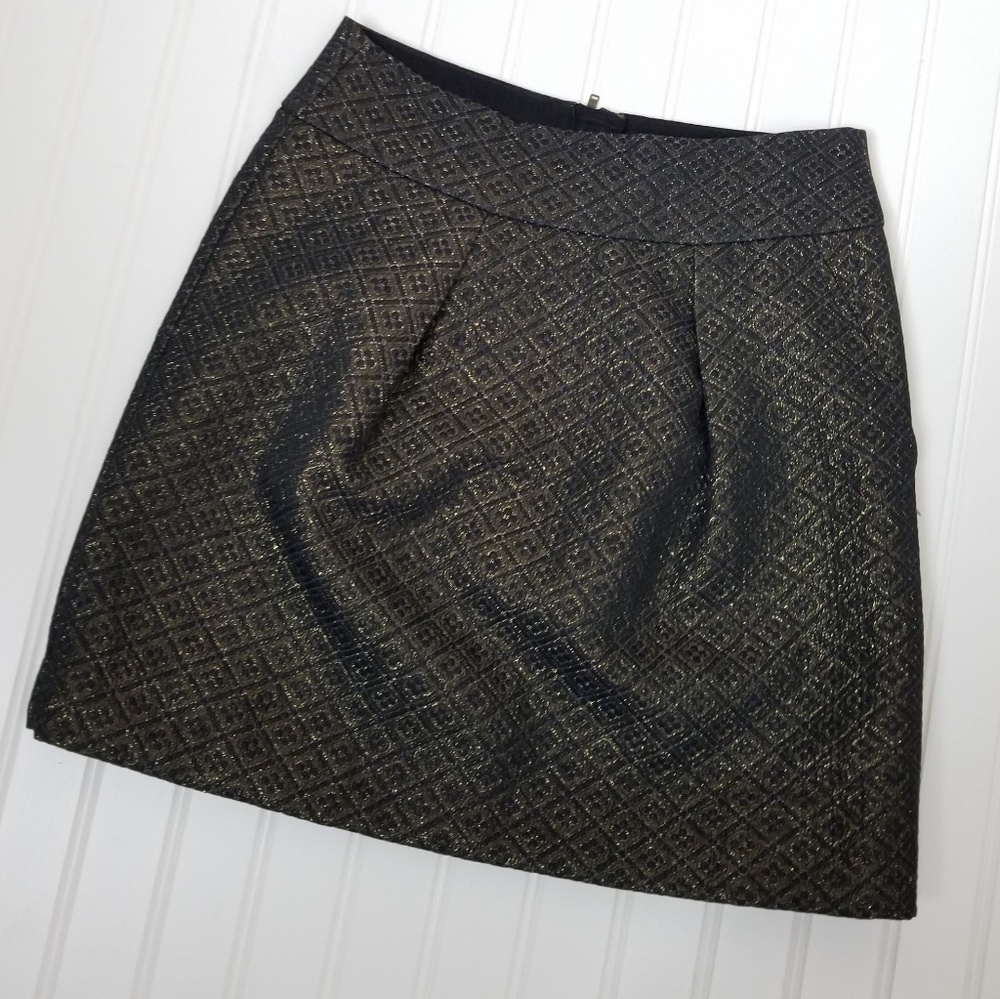 New LOFT black & gold brocade pleated skirt